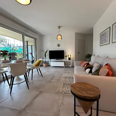 L'oasis Maritime By Avecoeur * Νίκαια